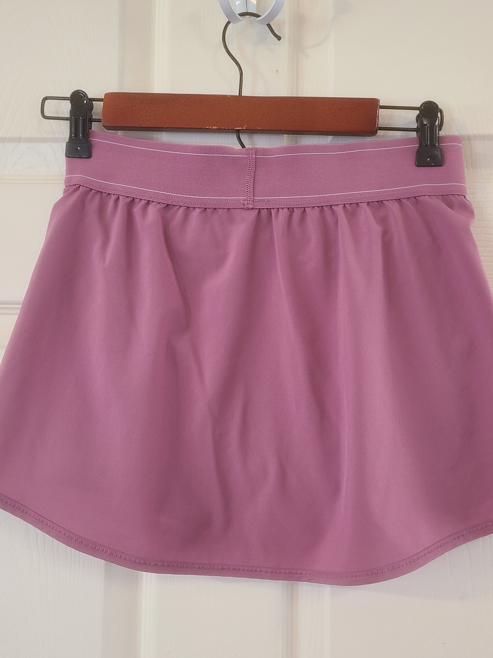 ALO Yoga Mauve-Pink Athletic Mini Skirt - Picture 2 of 5